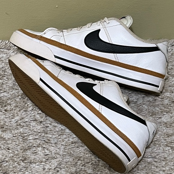 SOLD - Nike Court Legacy White/Desert/Ochre Women's Size 7 - Picture 2 of 6
